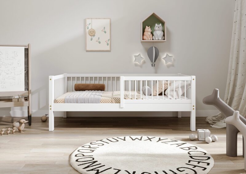 ALFIE Klassisches Kinderbett aus Holz mit runden Sprossen, hoch