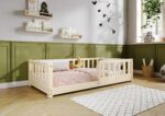 LENA Klassisches Kinderbett aus Holz mit rechteckigen Sprossen, niedrig