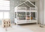 MURLO Etagenbett aus Holz mit runden Sprossen auf hohen Beinen