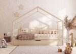 DORMIO Hausbett aus Holz mit rechteckigen Sprossen und Schlafschublade